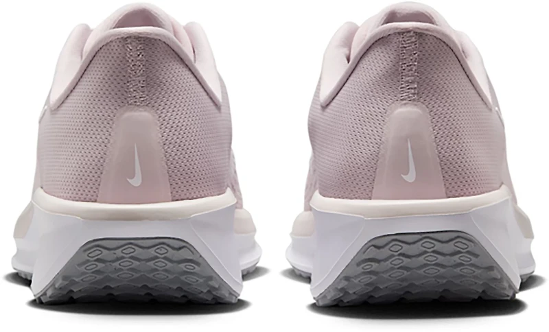 Nike Women's Quest 6 Running Shoes