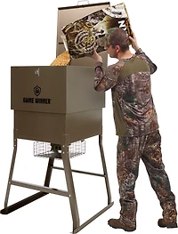 Game Winner lb Farmhand Feeder