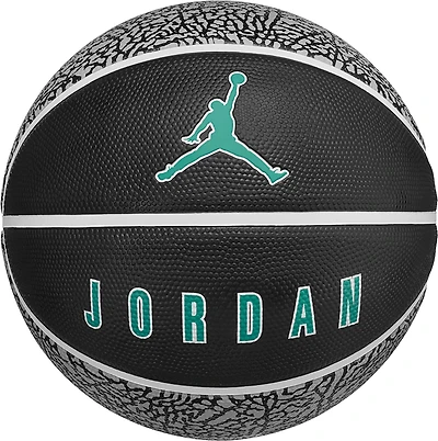 Jordan Playground 2.0 8P Basketball