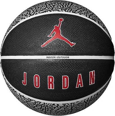 Jordan Playground 2.0 8P Basketball