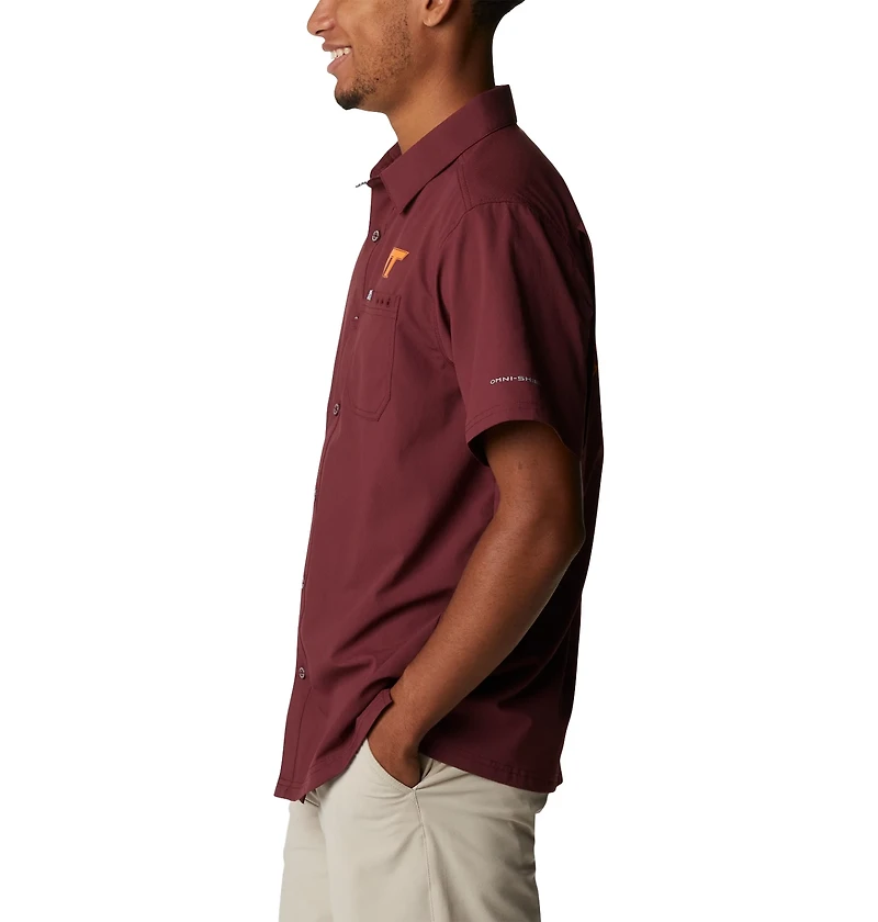 Columbia Sportswear Men's Virginia Tech Fish Flag Slack Tide Camp Button Down Shirt