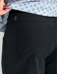 Huk Men's Kona Short 9"