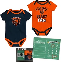 Outerstuff Infants' Chicago Bears #1 Draft Pick 2-Piece Creeper and Blanket Set