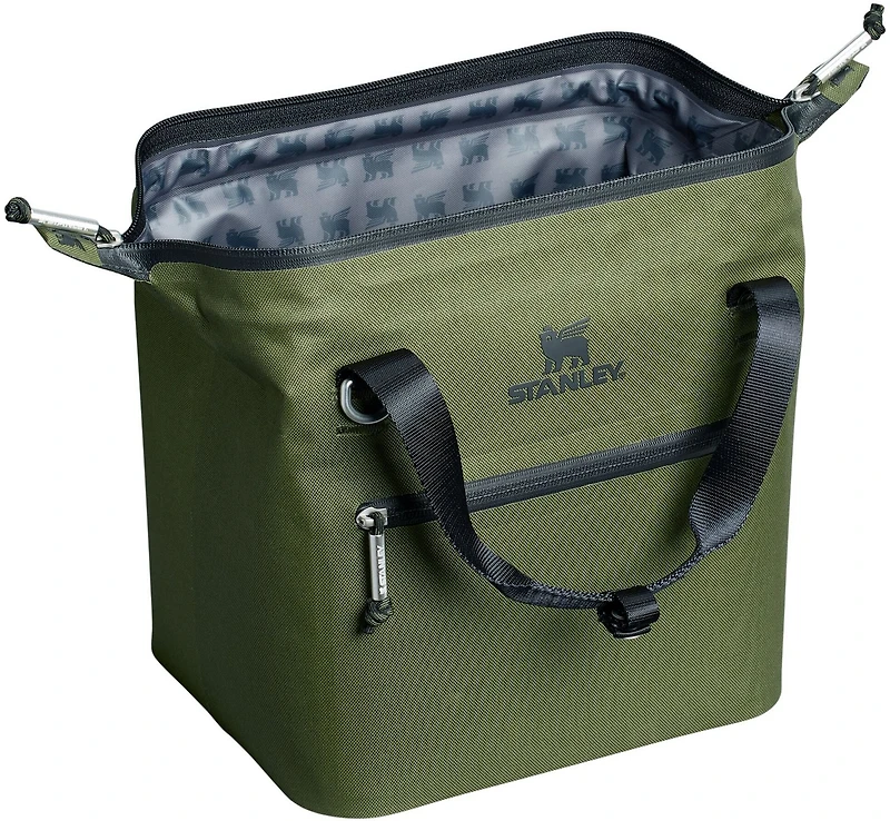 Stanley All Day Julienne 7.4 QT. Mini Cooler