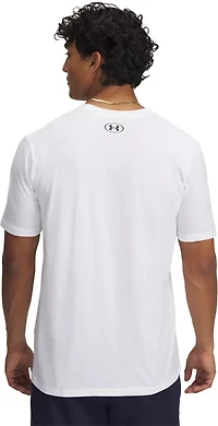 Under Armour Men's Stacked Logo Short Sleeve T-shirt