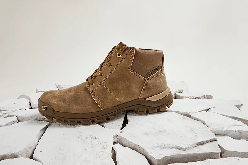 CAT Men's Threshold Chukka Boots