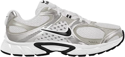 Nike Men's V5 Runner Shoes