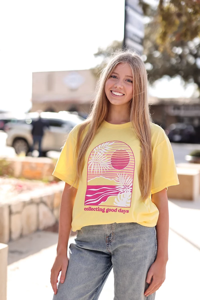 Jadelynn Brooke Women's Collecting Good Days Short Sleeve T-shirt