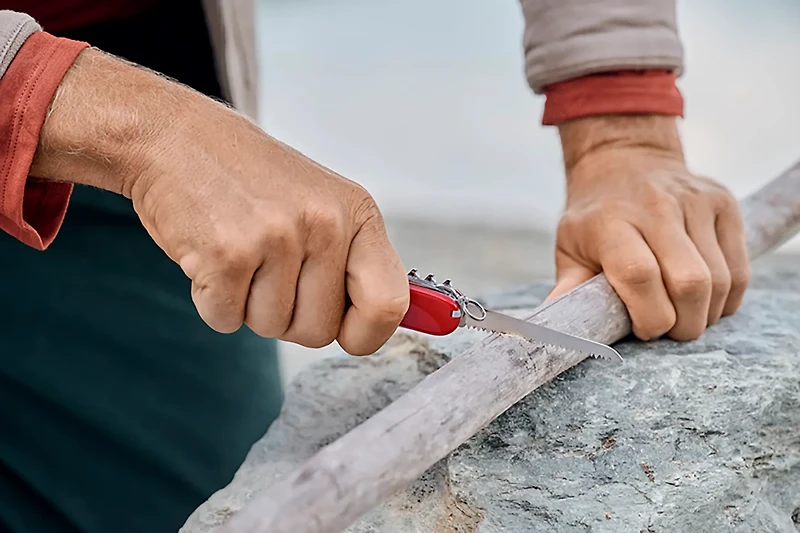 Victorinox Huntsman Swiss Army Multi-Tool