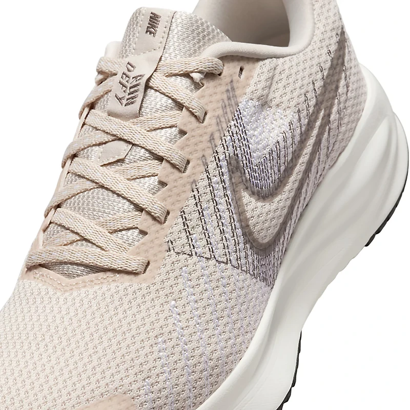 Nike Women's Run Defy Road Running Shoes