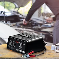 Schumacher SC1305 50/10/6 2A 12V Handheld Charger with Engine Start