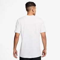 Nike Men's Sportswear Swoosh T-shirt