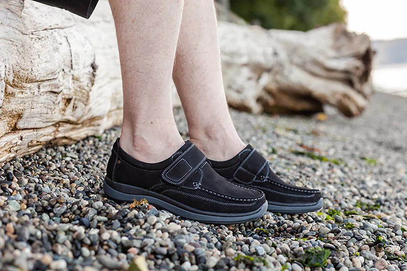 Propet Men's Porter Slip On Loafers