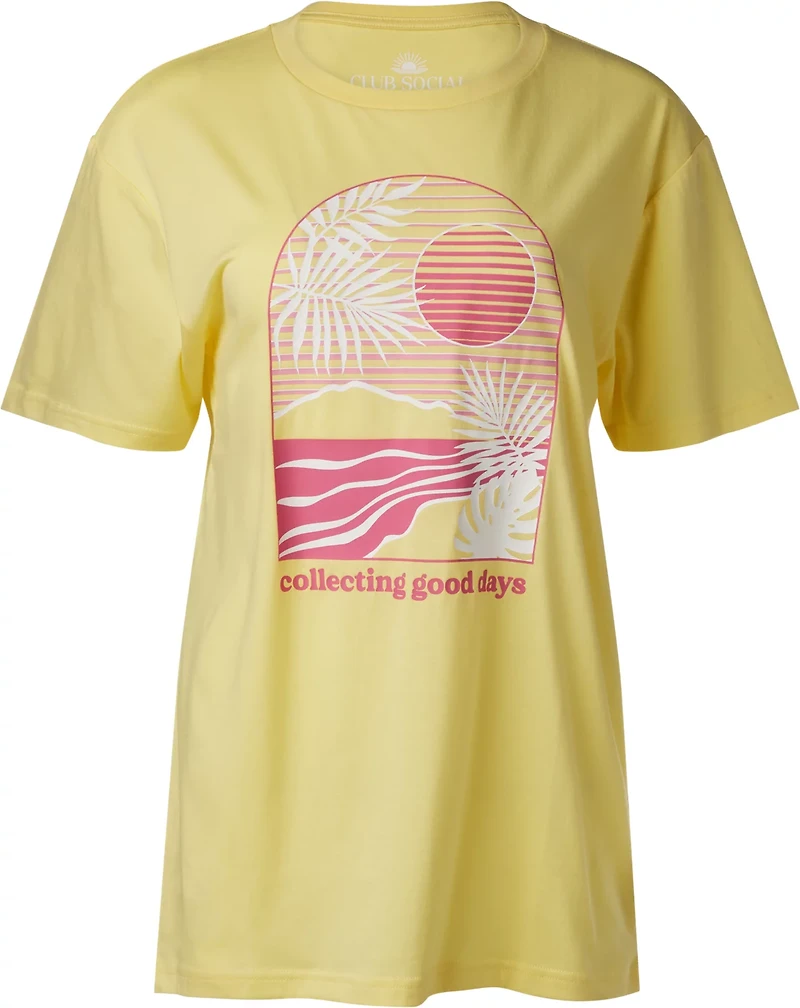 Jadelynn Brooke Women's Collecting Good Days Short Sleeve T-shirt