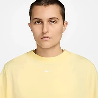 Nike Women's NSW Essential BF LBR Short Sleeve Shirt