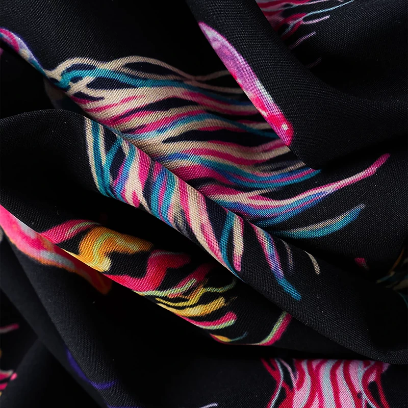 Chubbies Men's The Don't Be Jellies 5.5" Classic Swim Trunk