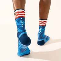 Feetures Elite Adults’ Light Cushion Mini Crew Socks