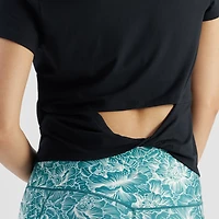 Freely Women's Coastal Luxe T-shirt