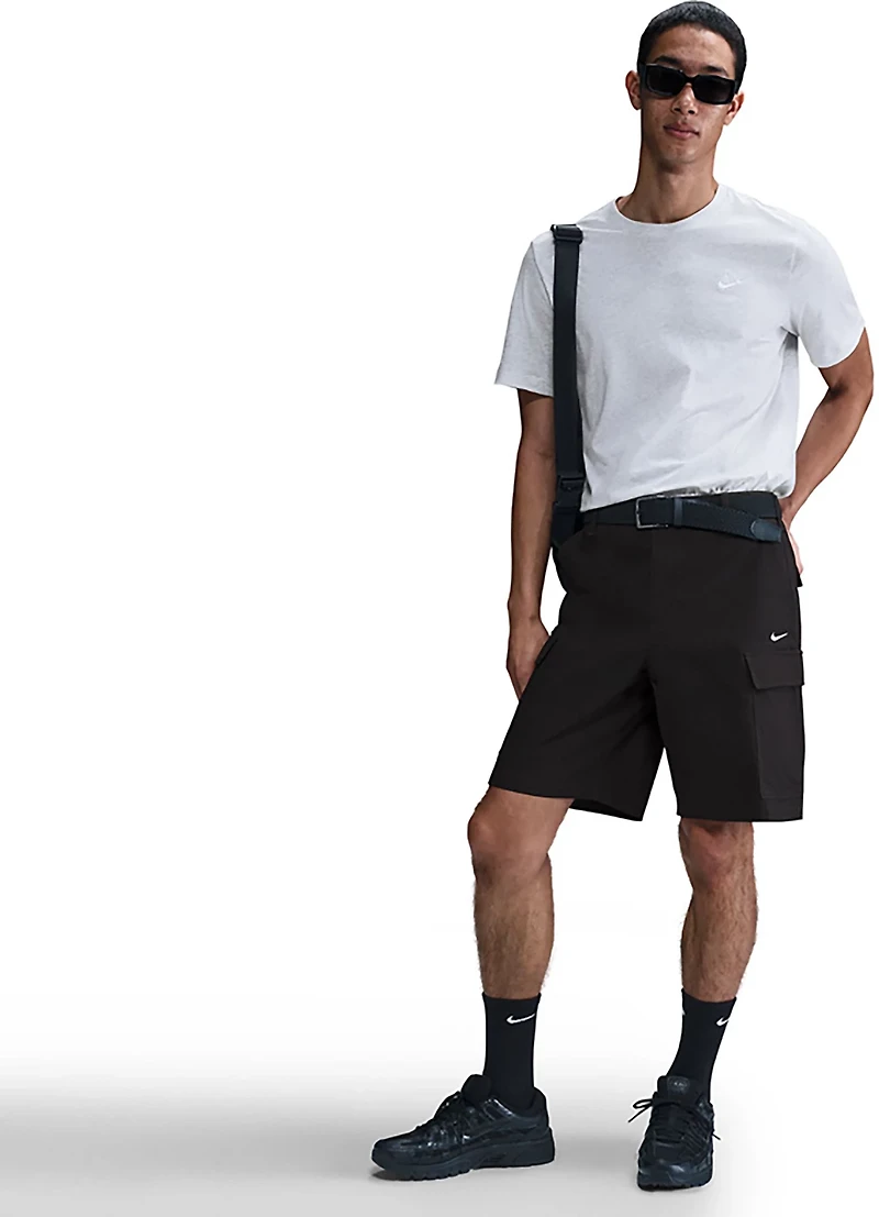 Nike Men's Sportswear Club Graphic T-shirt