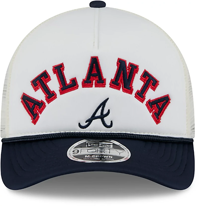 New Era Men's Atlanta Braves Chrome Arch 9FORTY Cap