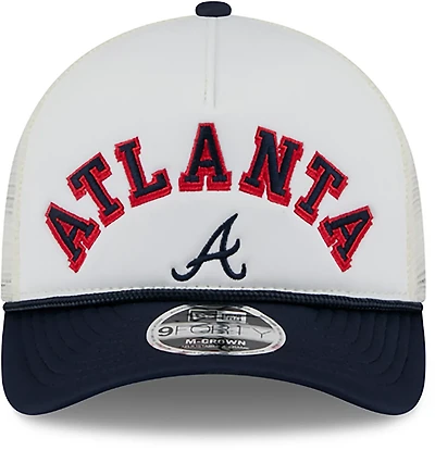 New Era Men's Atlanta Braves Chrome Arch 9FORTY Cap