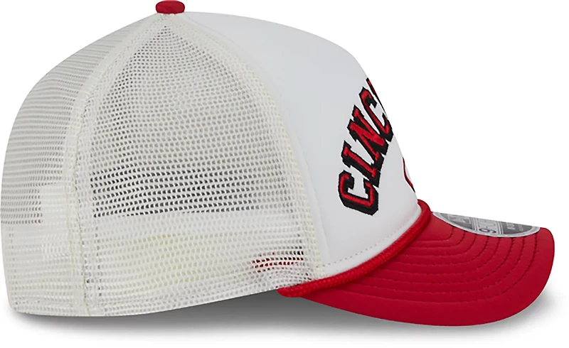 New Era Men's Cincinnati Reds Chrome Arch 9FORTY Cap