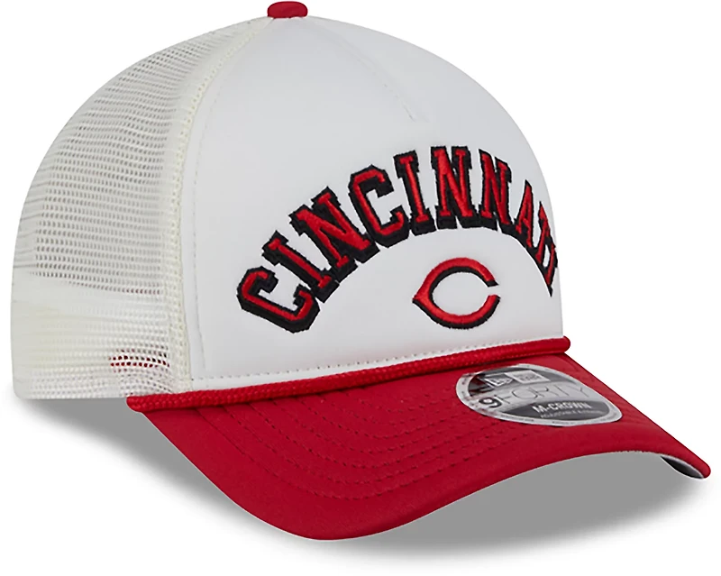 New Era Men's Cincinnati Reds Chrome Arch 9FORTY Cap