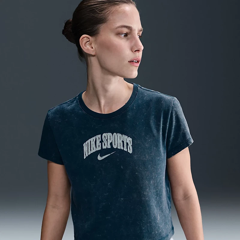 Nike Women's Sportswear PNX Wash Graphic T-shirt