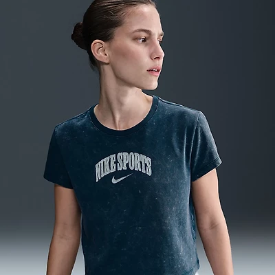 Nike Women's Sportswear PNX Wash Graphic T-shirt