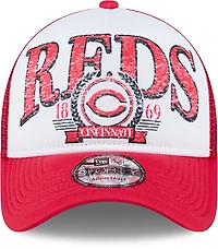 New Era Adults' Cincinnati Reds Distressed 9FORTY A-Frame Trucker Cap