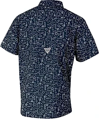 Columbia Sportswear Men's Houston Astros Fish Fan Print Super Slack Tide Button Down Shirt