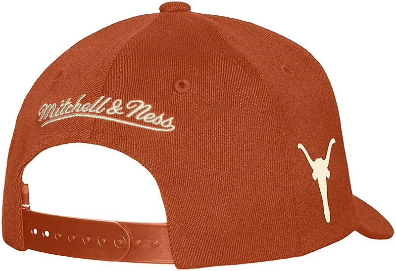 Mitchell & Ness Adults' Texas Longhorns Tailsweep PC Snapback Cap
