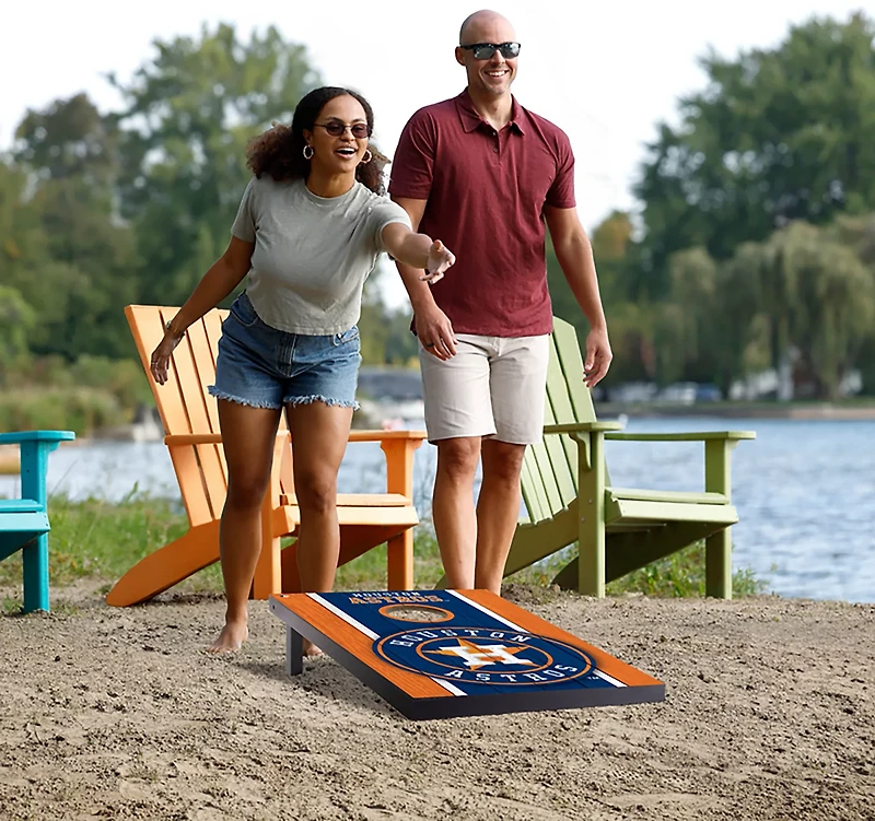 YouTheFan Houston Astros MDF 2 ft x 3 ft Cornhole Set