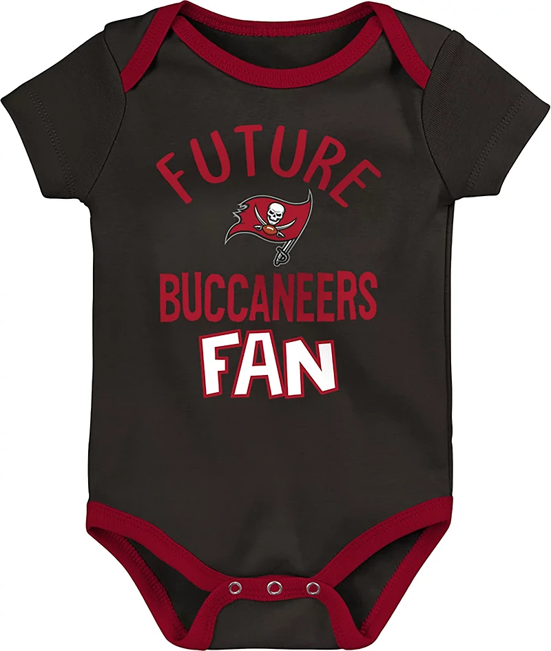 Outerstuff Infants' Buccaneers #1 Draft Pick 2-Piece Creeper and Blanket Set