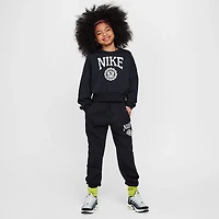 Nike Girls' Sportswear Club French Terry Boxy GX Star Crew Neck Sweatshirt