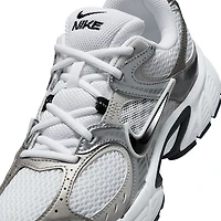 Nike Women's V5 Runner Shoes
