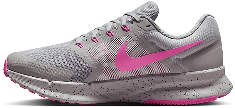 Nike Women's Run Swift 3 Running Shoes