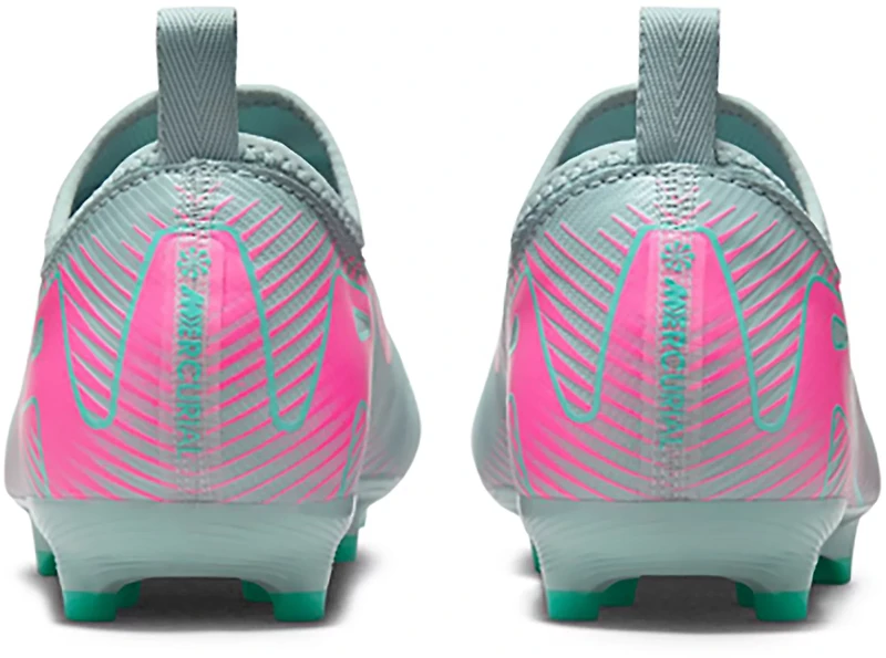 Nike Boys’ Mercurial Vapor 16 Academy Soccer Cleats