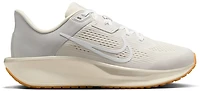 Nike Women's Quest 6 Running Shoes