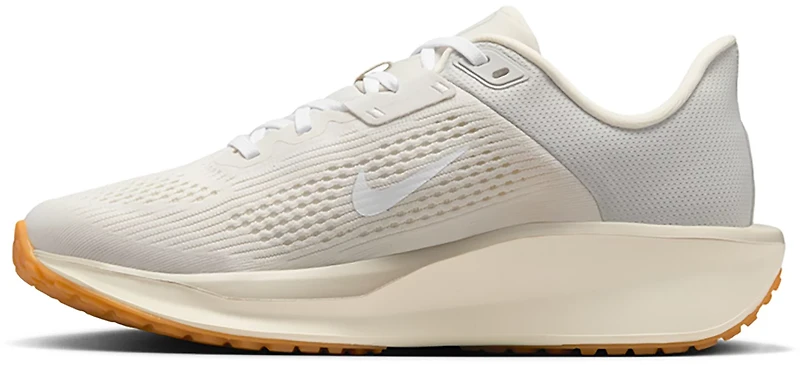 Nike Women's Quest 6 Running Shoes