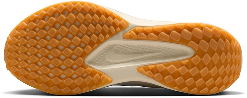 Nike Women's Quest 6 Running Shoes
