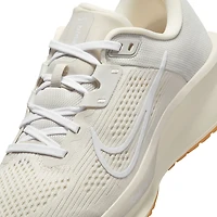 Nike Women's Quest 6 Running Shoes