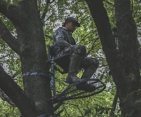Hawk Cruzer Hang On Treestand
