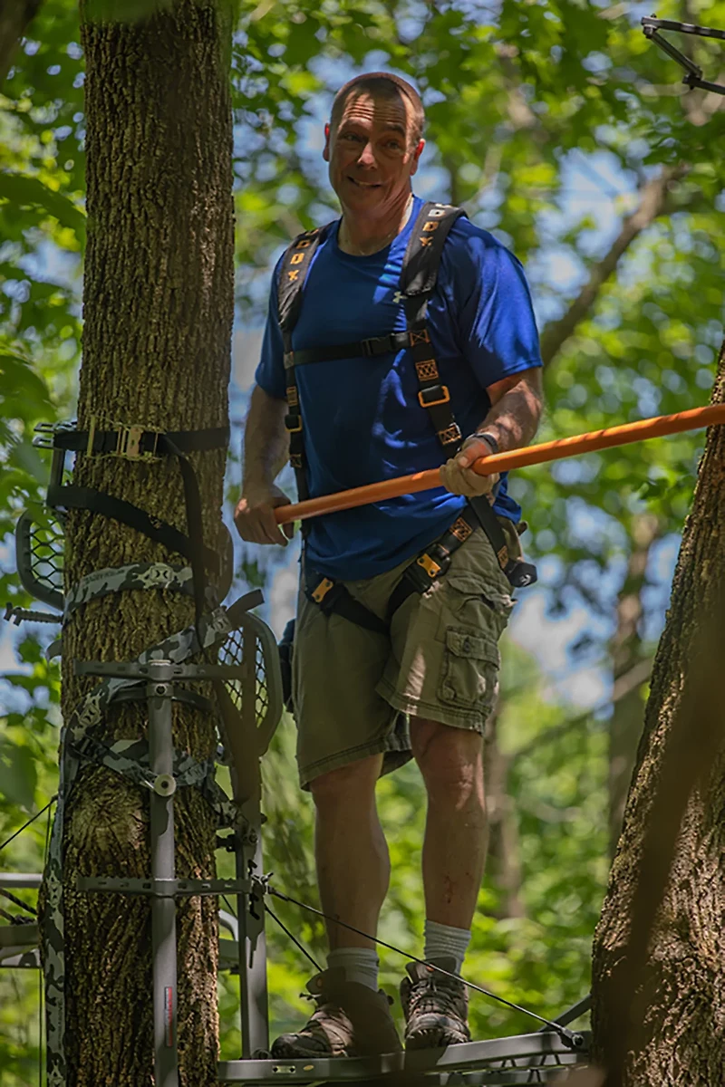 Muddy Outdoors Stronghold 1.5 Ladder Stand