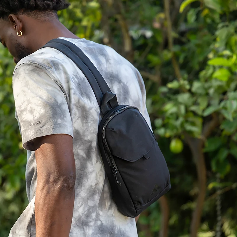 adidas Essential 3 Sling Bag