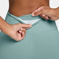 Nike Women's Dri-FIT High-Waisted Pocket Biker Shorts 8