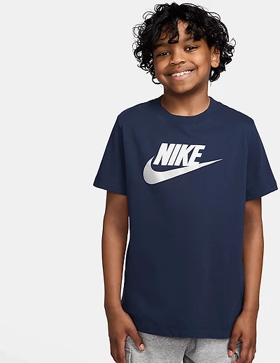Nike Boys' Sportswear Futura Icon T-shirt