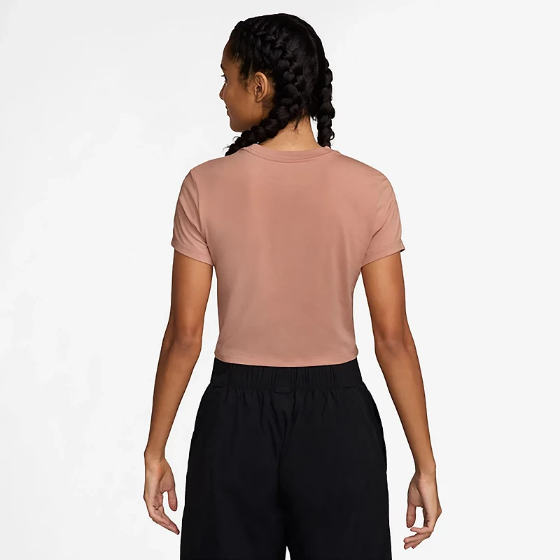 Nike Women's Sportswear Chill Knit Cropped T-shirt