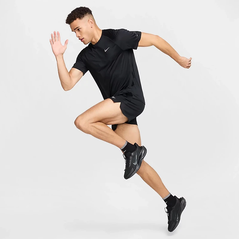 Nike Men's Stride Dri-FIT ADV Running T-shirt