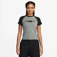 Nike Women's Sportswear Chill Knit T-shirt